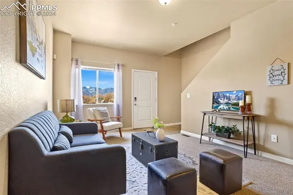 4312 River Line GRV, Colorado Springs, CO 80911