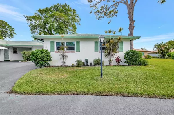 Delray Beach, FL 33445,830 Meadowlark Ln #830