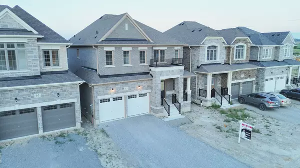 New Tecumseth, ON L0G 1A0,67 BRETHET HTS