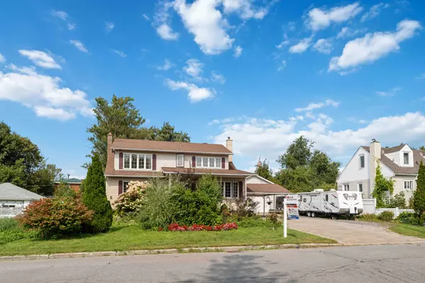 Vanier And Kingsview Park, ON K1K 1A9,431 Blake BLVD
