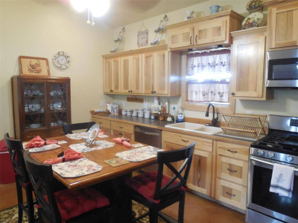 Gorman, TX 76454,196 County Road 301