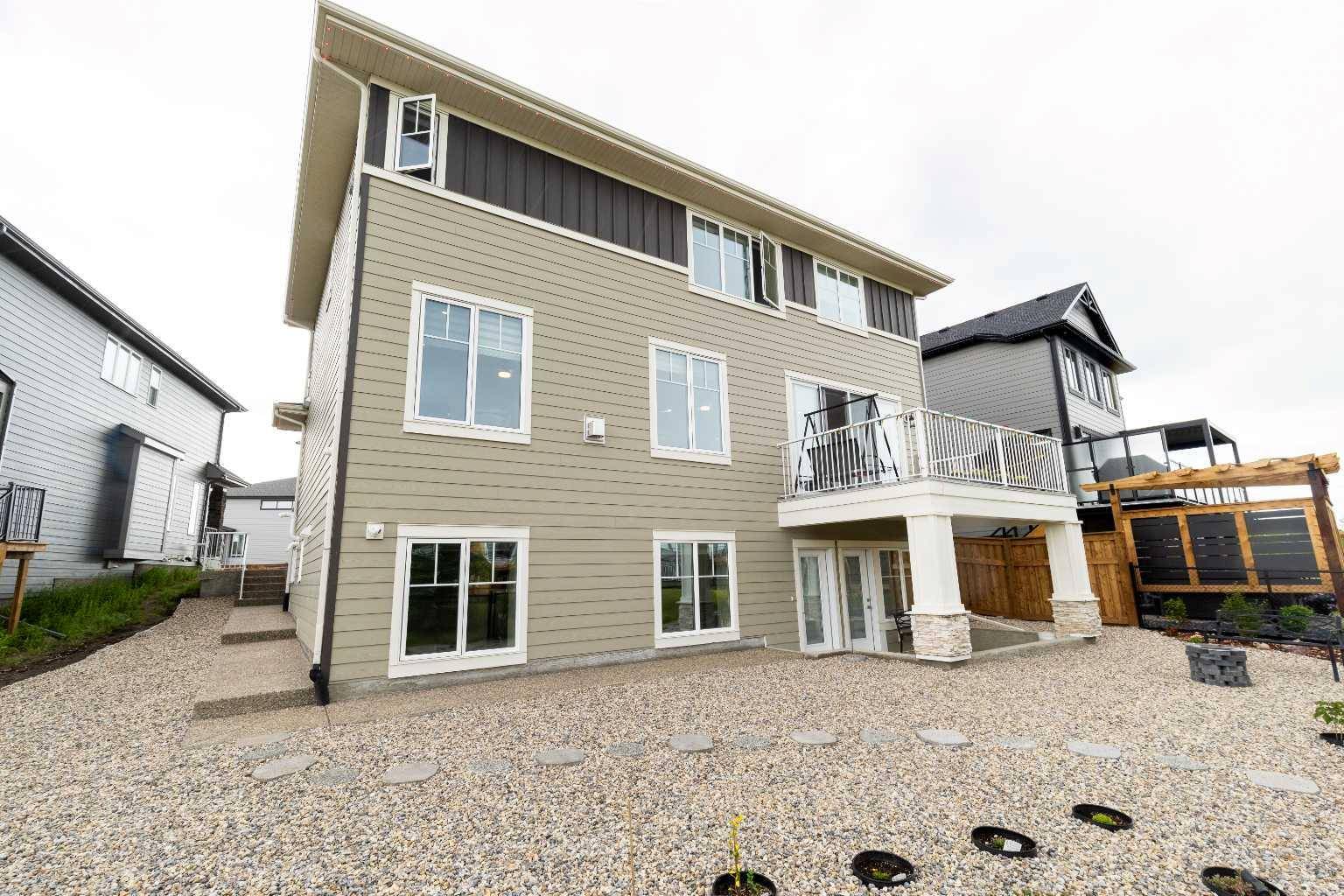 Calgary, AB T2X 2G5,22 Legacy Woods CRES Southeast