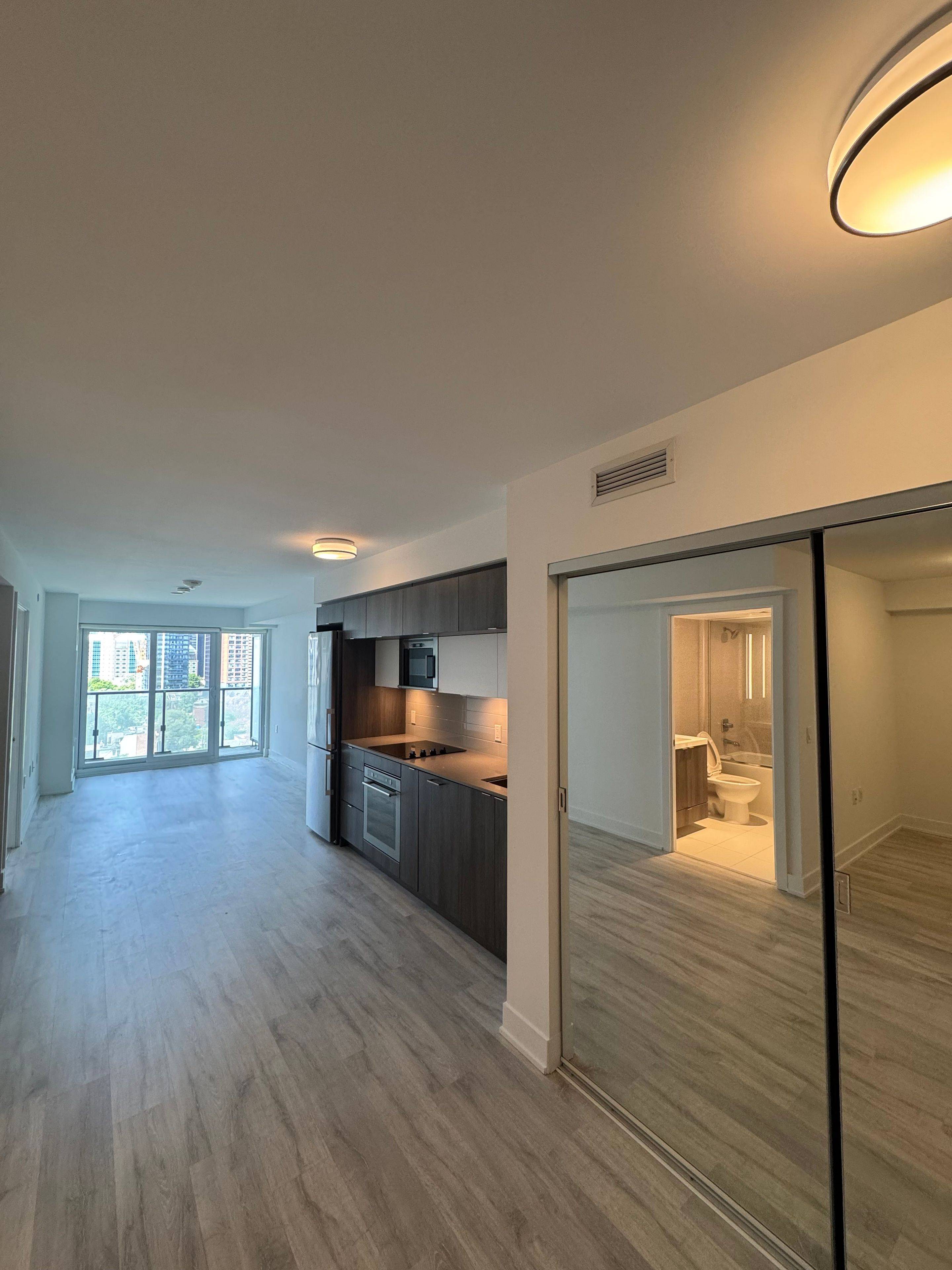 Toronto C08, ON M4W 0B2,575 Bloor ST E #1109