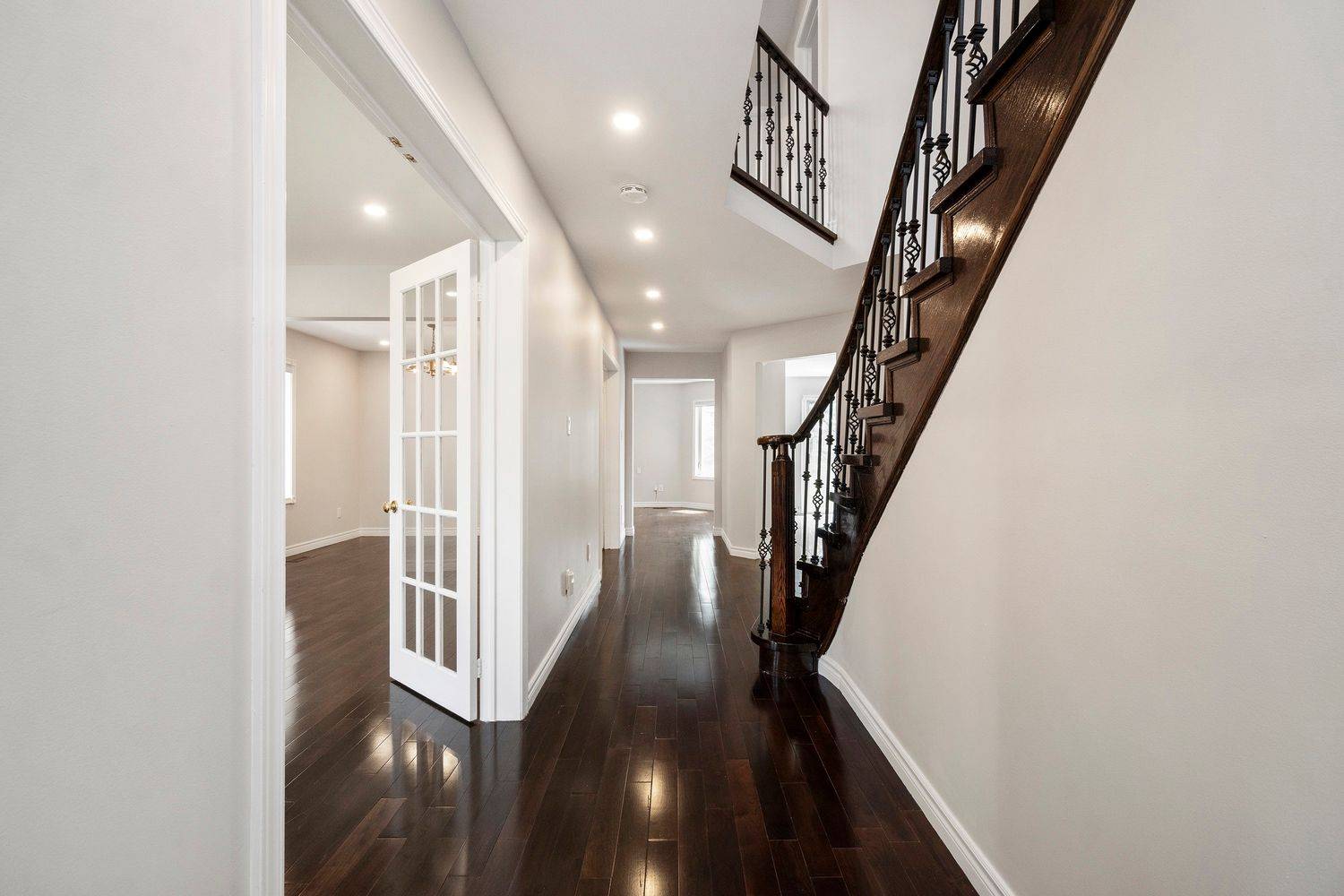 Mississauga, ON L5V 1M6,972 Winterton WAY