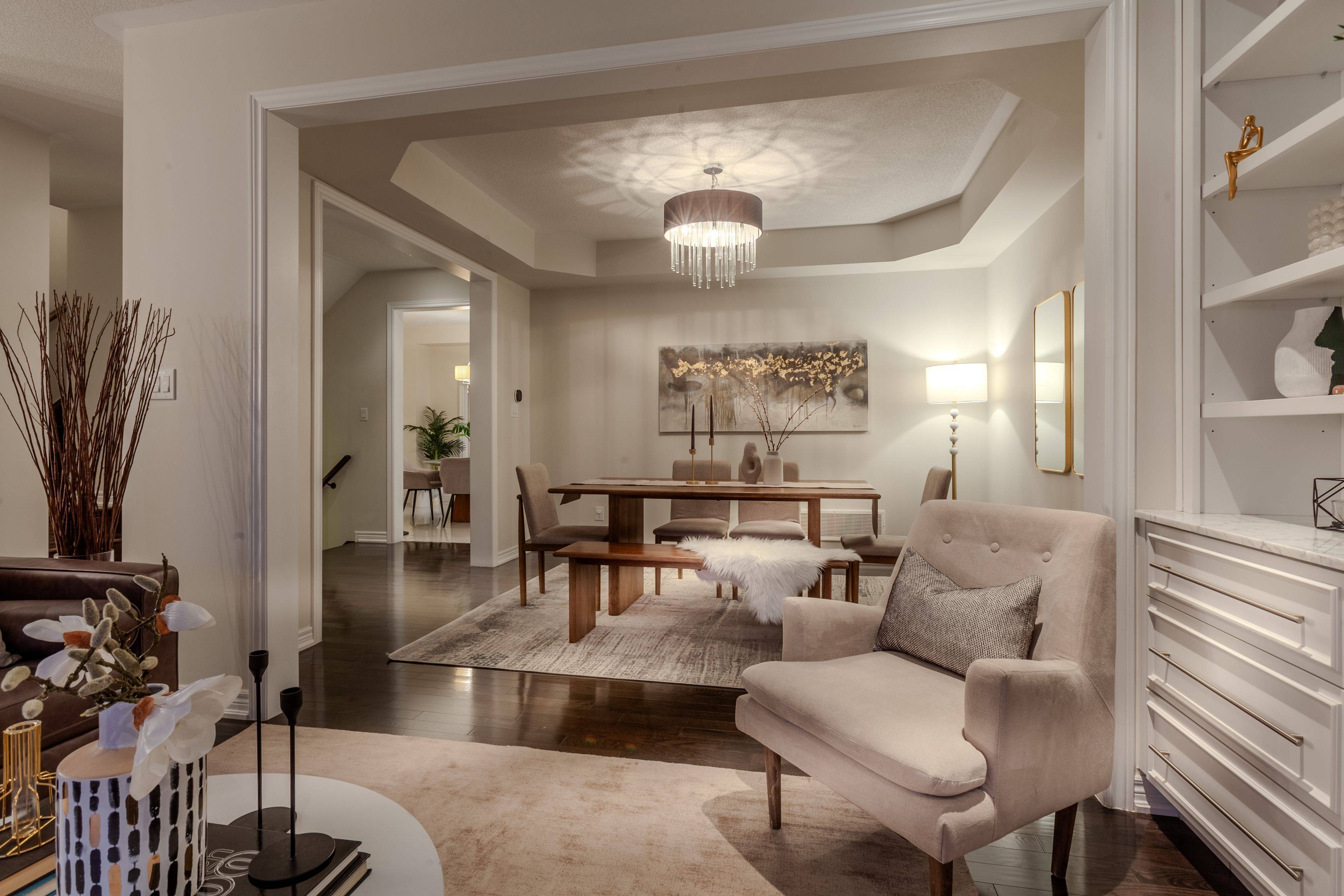 Mississauga, ON L5M 7C1,1585 Eglinton AVE W