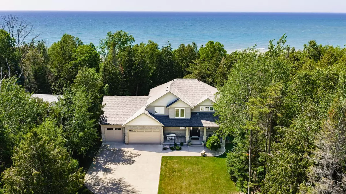 Kincardine, ON N0G 2T0,14 Kuehner ST