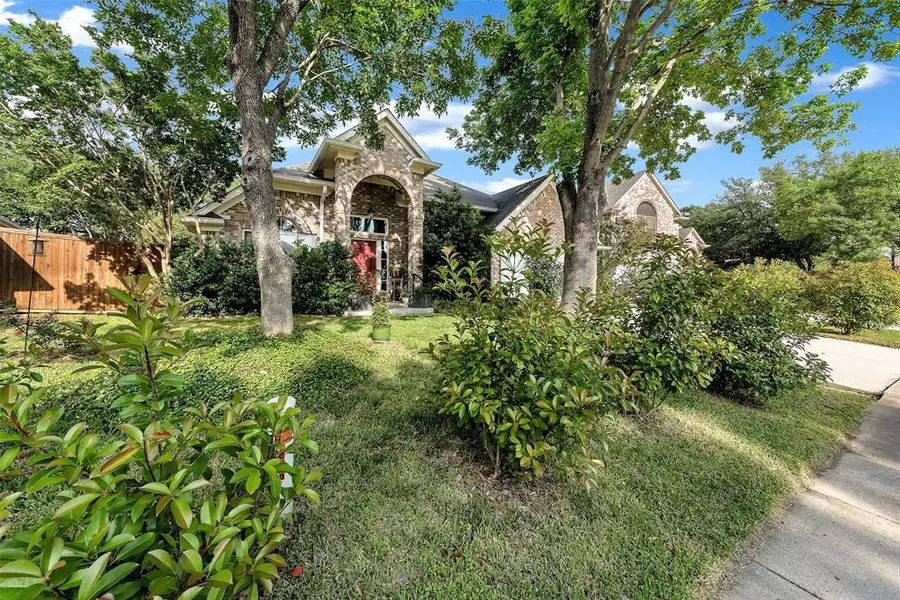 10110 Andre Drive, Irving, TX 75063