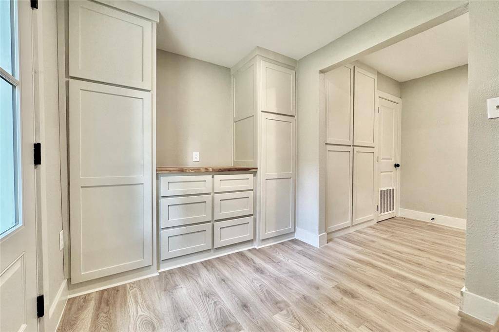 Weatherford, TX 76086,318 Live Oak Lane