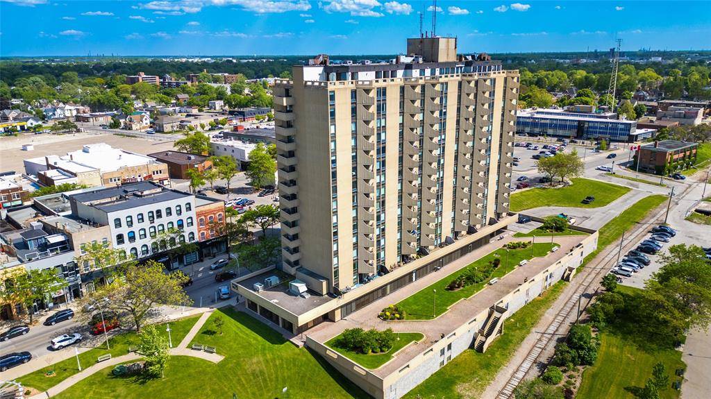 Sarnia, ON N7T 7V5,155 FRONT Street North #1408