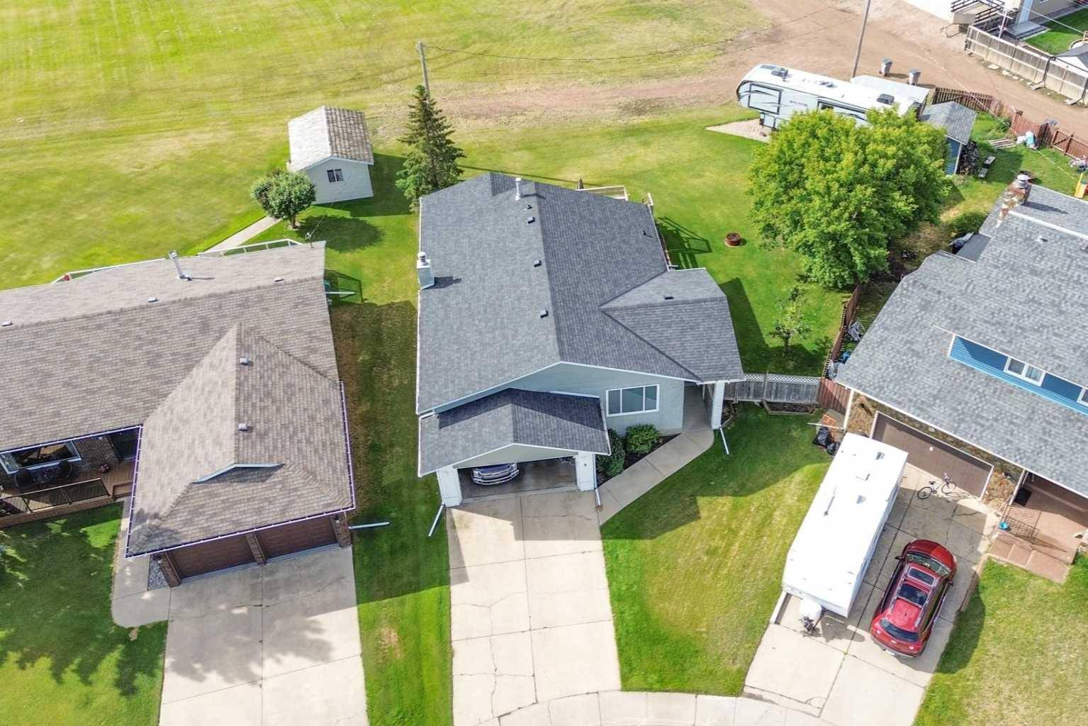 Stettler, AB T4K 1A1,9 56 Street Close