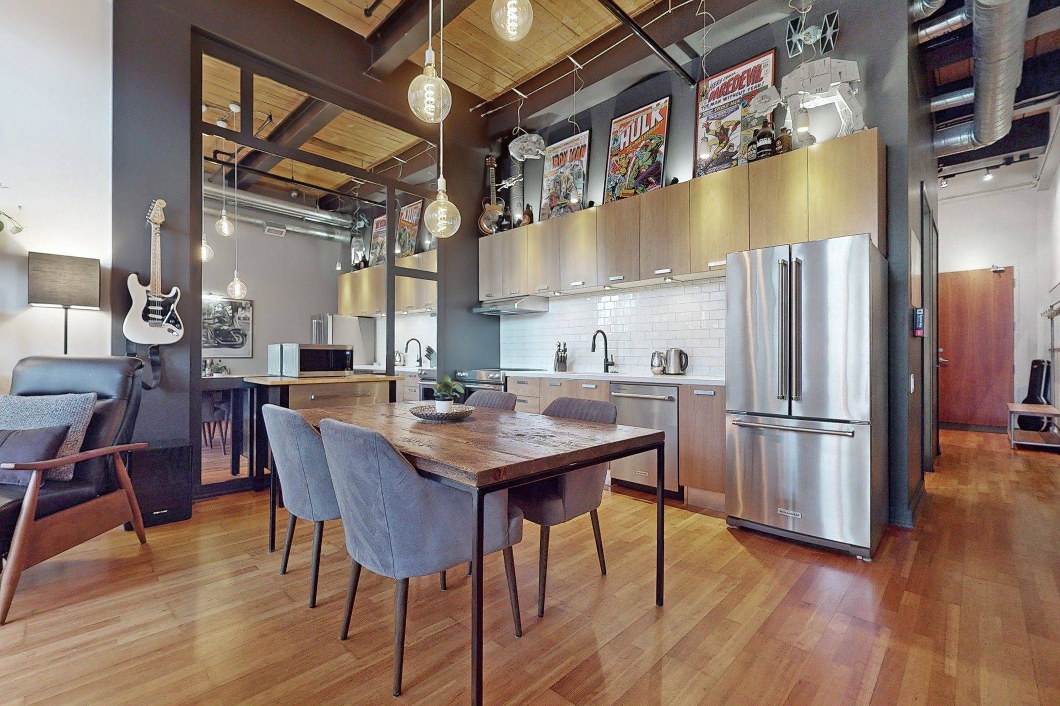 Toronto C01, ON M6K 1X1,43 Hanna AVE #125