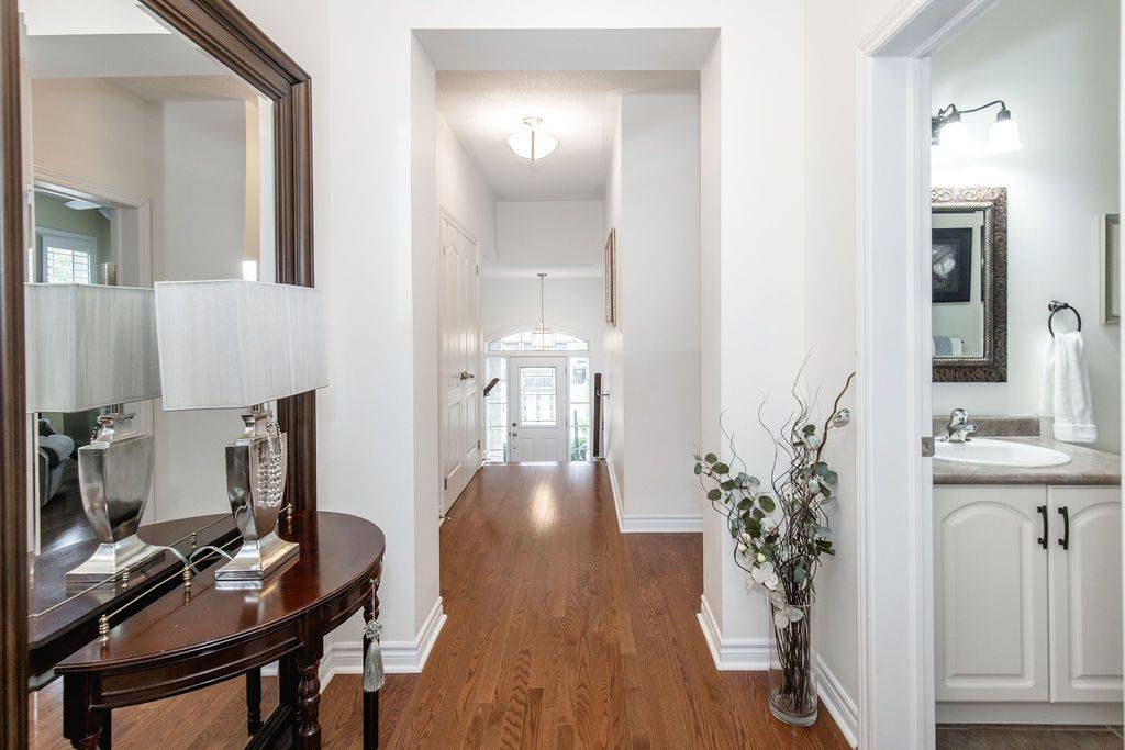 Wasaga Beach, ON L9A 1A4,30 Waterview RD N