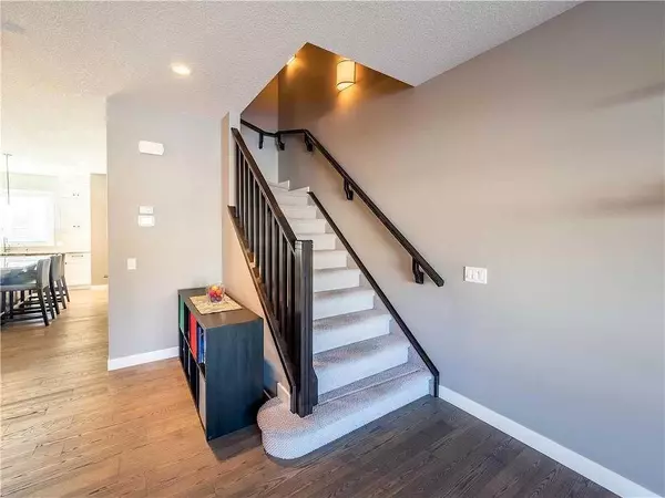 Calgary, AB T2M 2M4,421 29 AVE Northwest