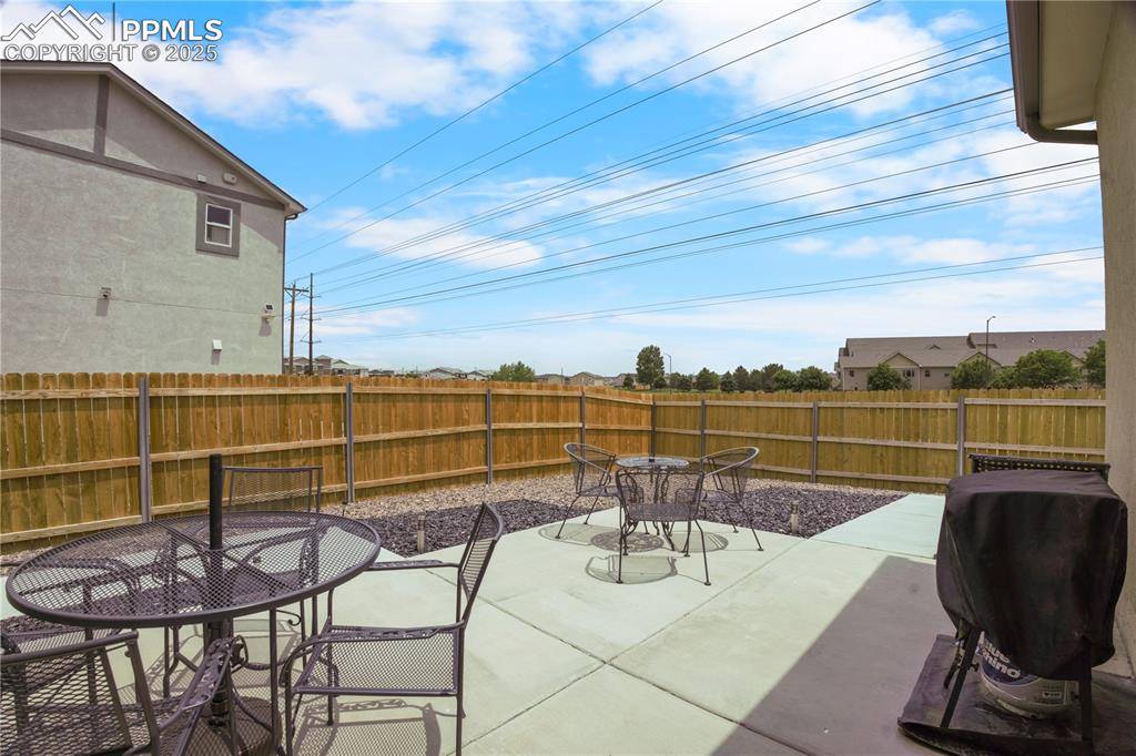 Pueblo, CO 81008,5228 Gannet LN