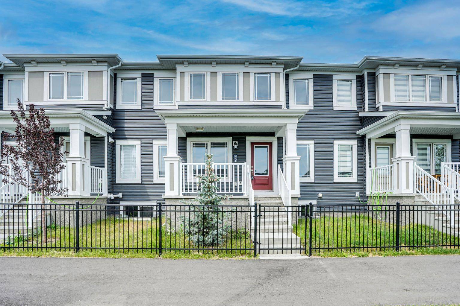 2232 Windbury Greenway Southwest, Airdrie, AB T4B 5L3