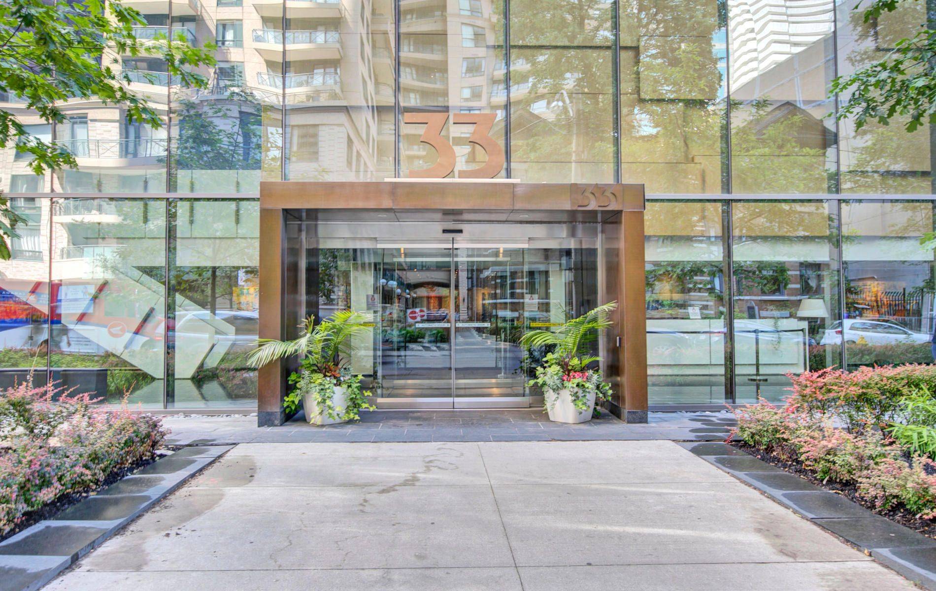 33 Charles ST E #1010, Toronto C08, ON M4Y 0B7