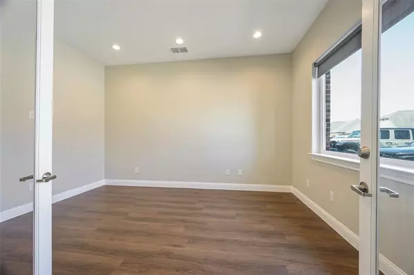 Little Elm, TX 75068,2601 Little Elm Parkway #1102