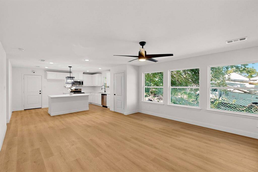 Dallas, TX 75203,1806 Morrell Avenue