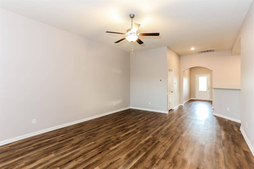 Crowley, TX 76036,1436 Mackinac Drive