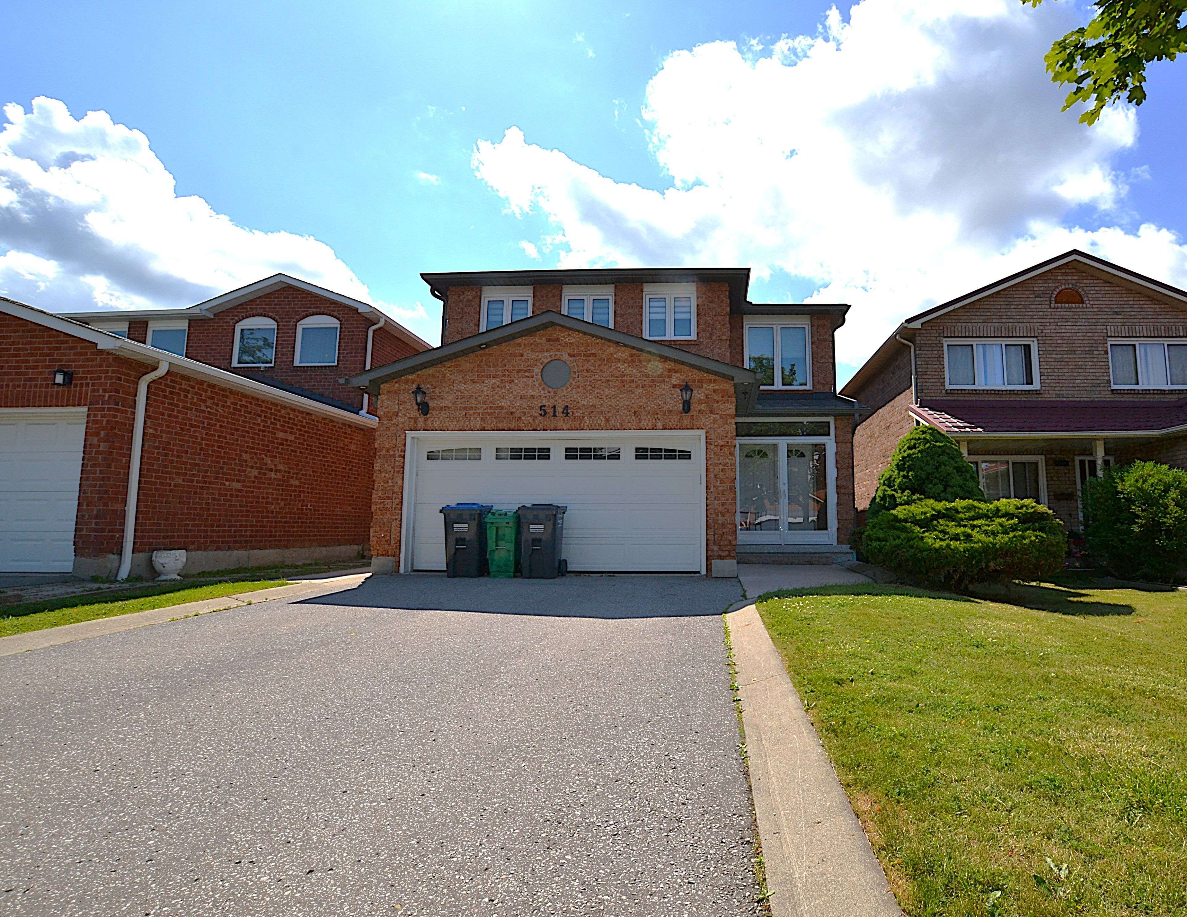 514 Petawawa CRES, Mississauga, ON L4Z 2N4