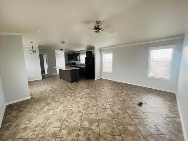 Bonham, TX 75418,588 County Road 3020
