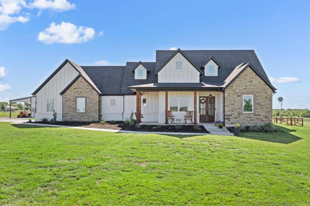 1196 Smith Road, Ponder, TX 76259