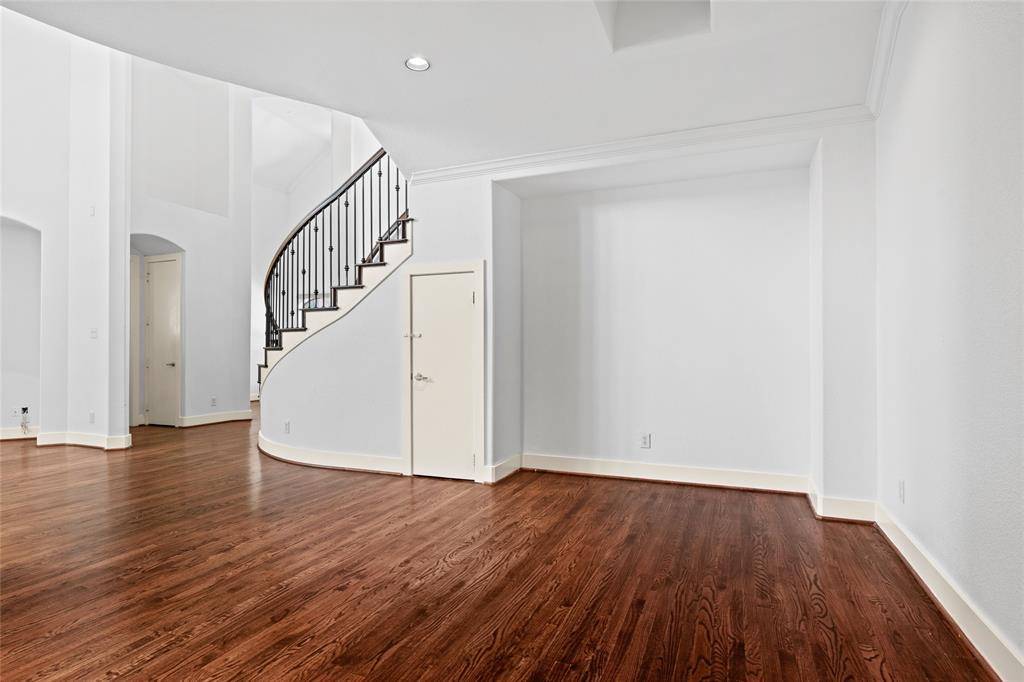 Irving, TX 75063,1136 Pedernales Trail