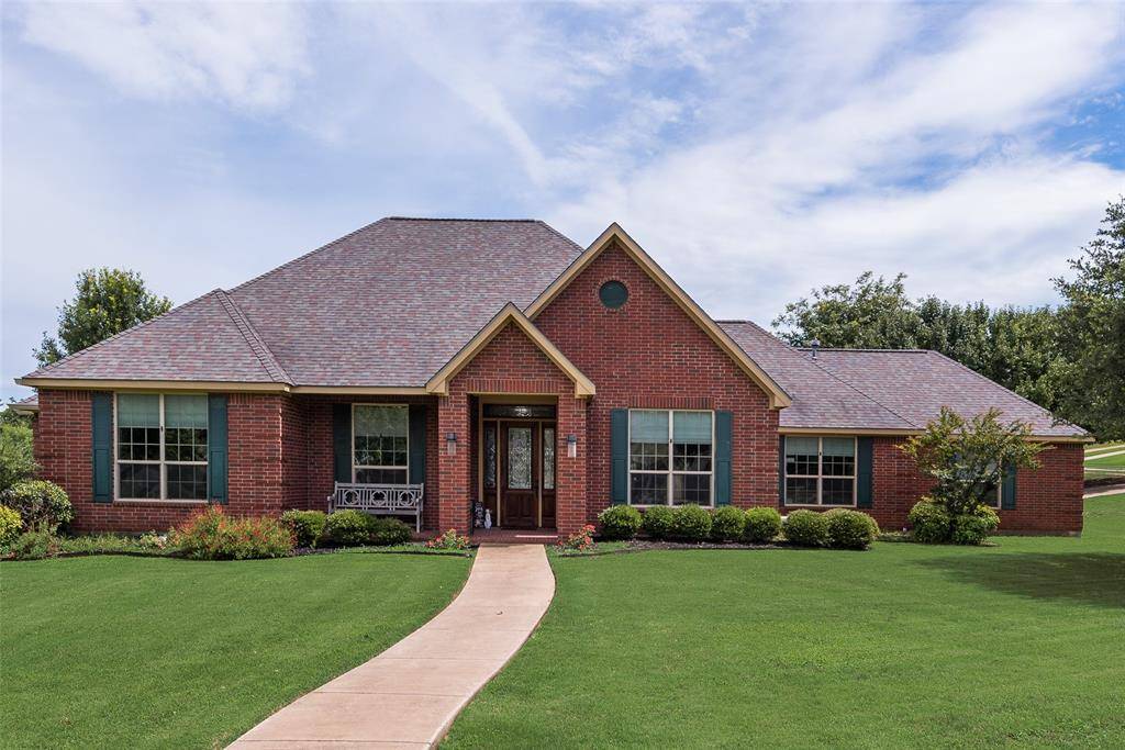 206 Hidden Meadow Circle, Midlothian, TX 76065