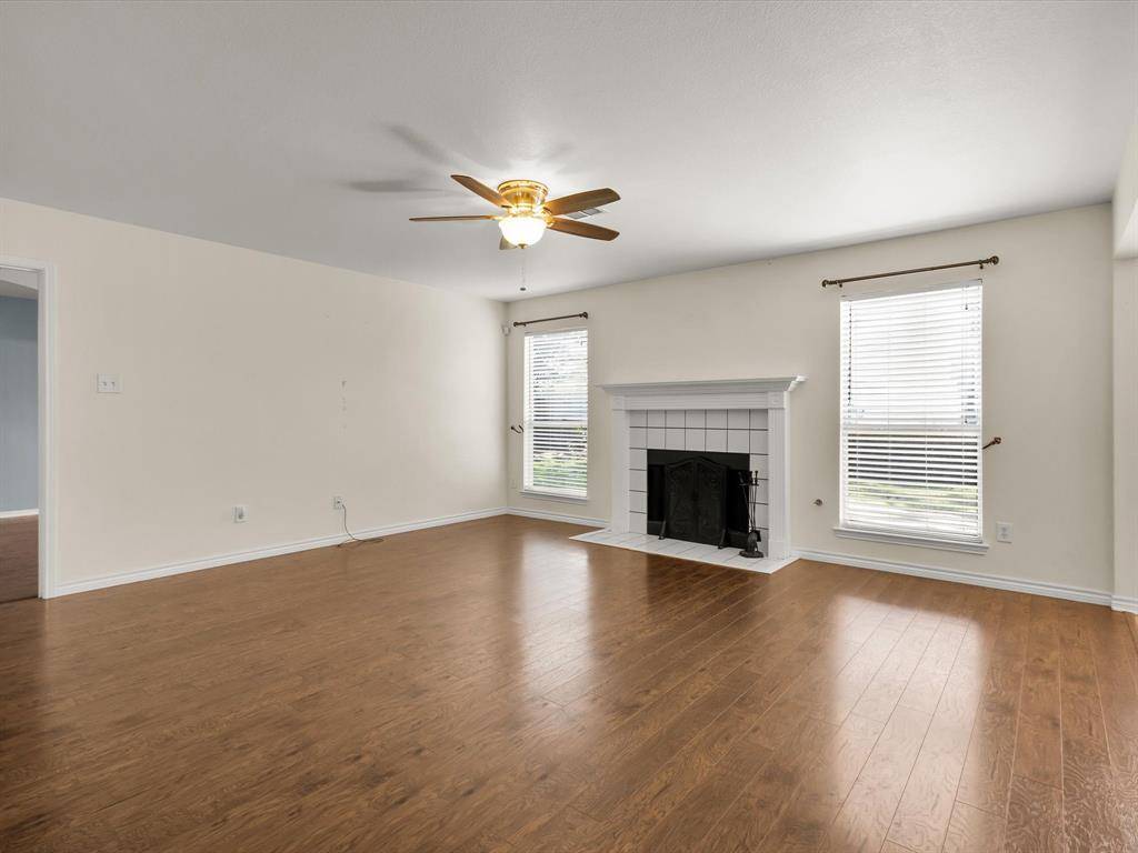 Lake Dallas, TX 75065,328 Ashley Oak Lane