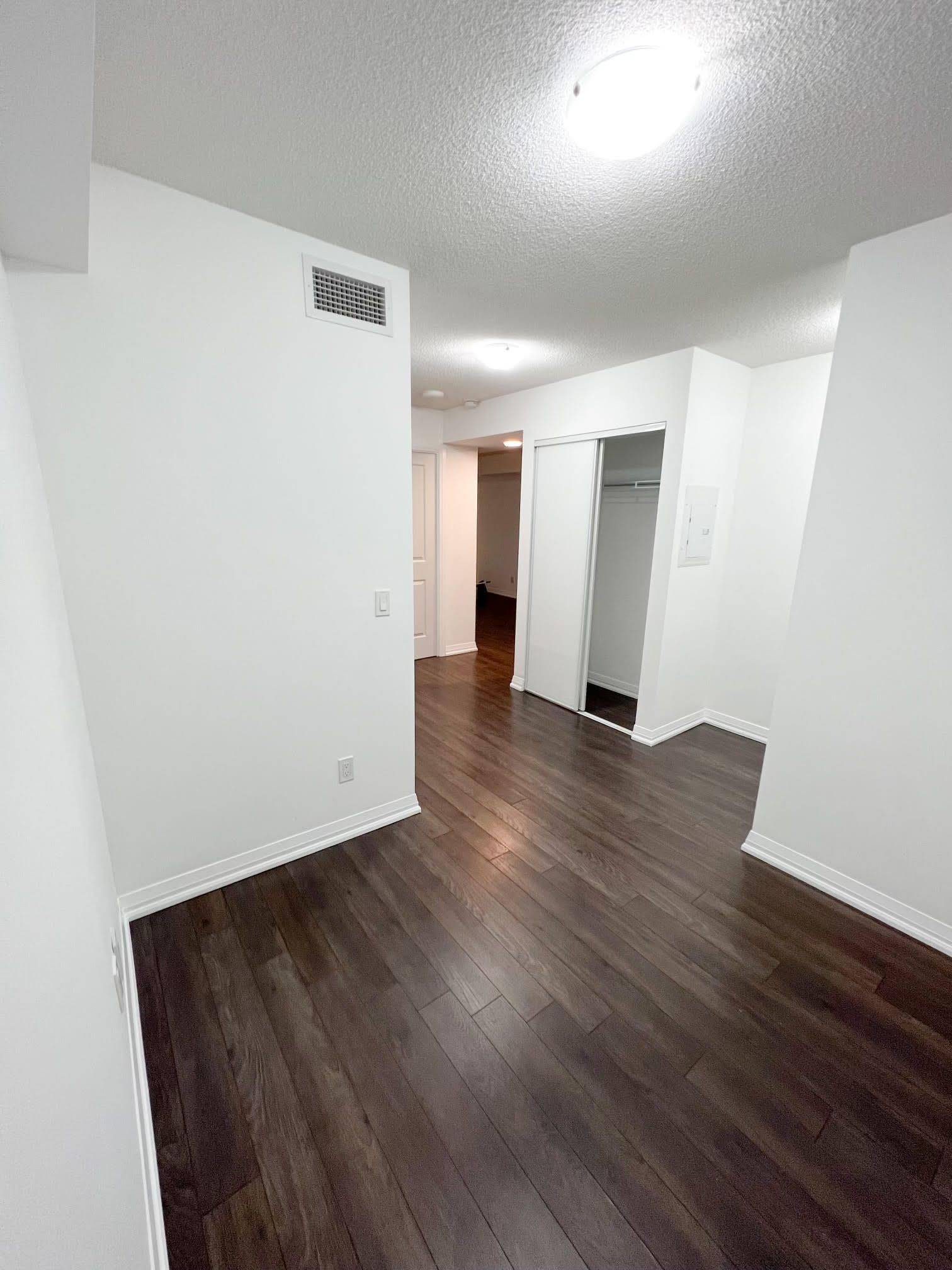 Toronto E09, ON M1H 2Y5,30 Meadowglen PL #601