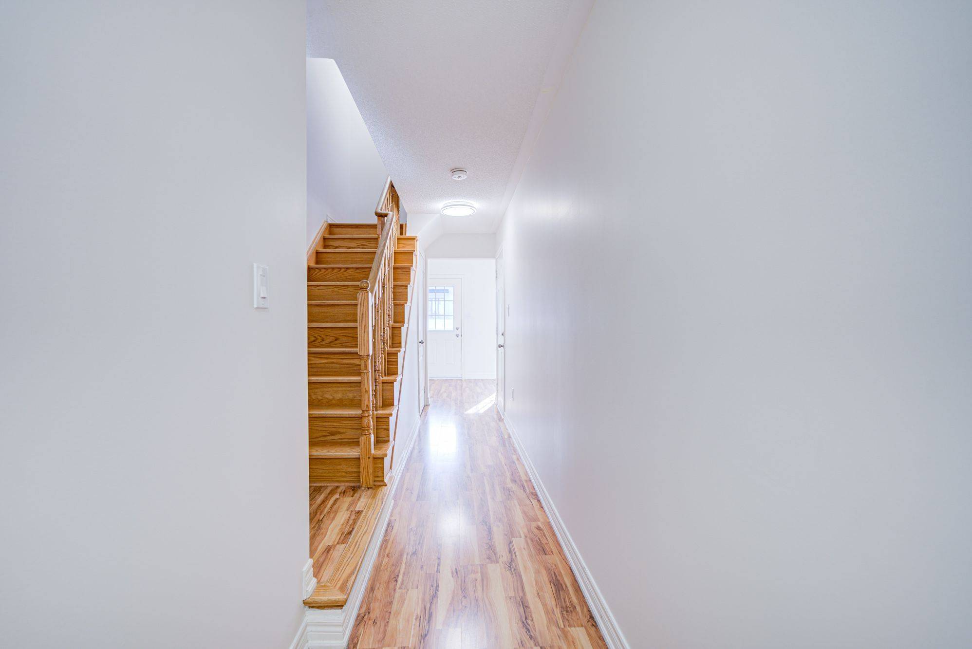 Markham, ON L6E 0T7,158 Roy Grove WAY W