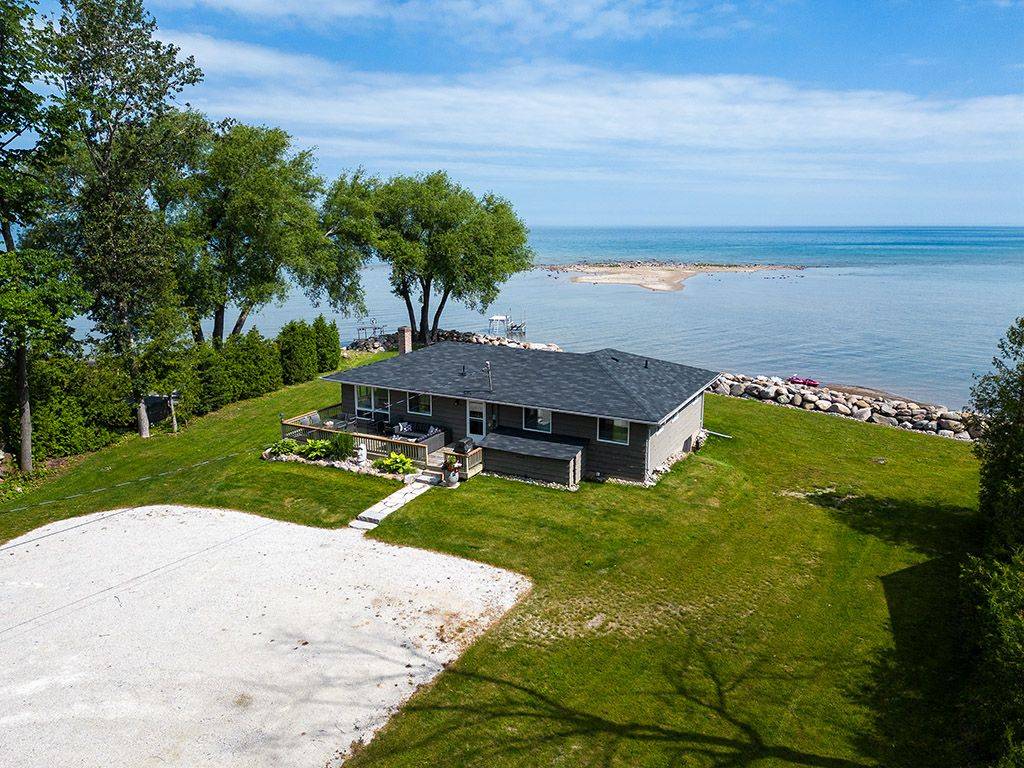 Blue Mountains, ON N0H 1J0,139 Teskey DR