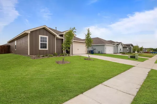 Nevada, TX 75173,220 Weatherboard Drive