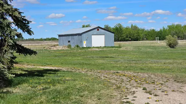 Bezanson, AB T0H 0G0,721071 Highway 670