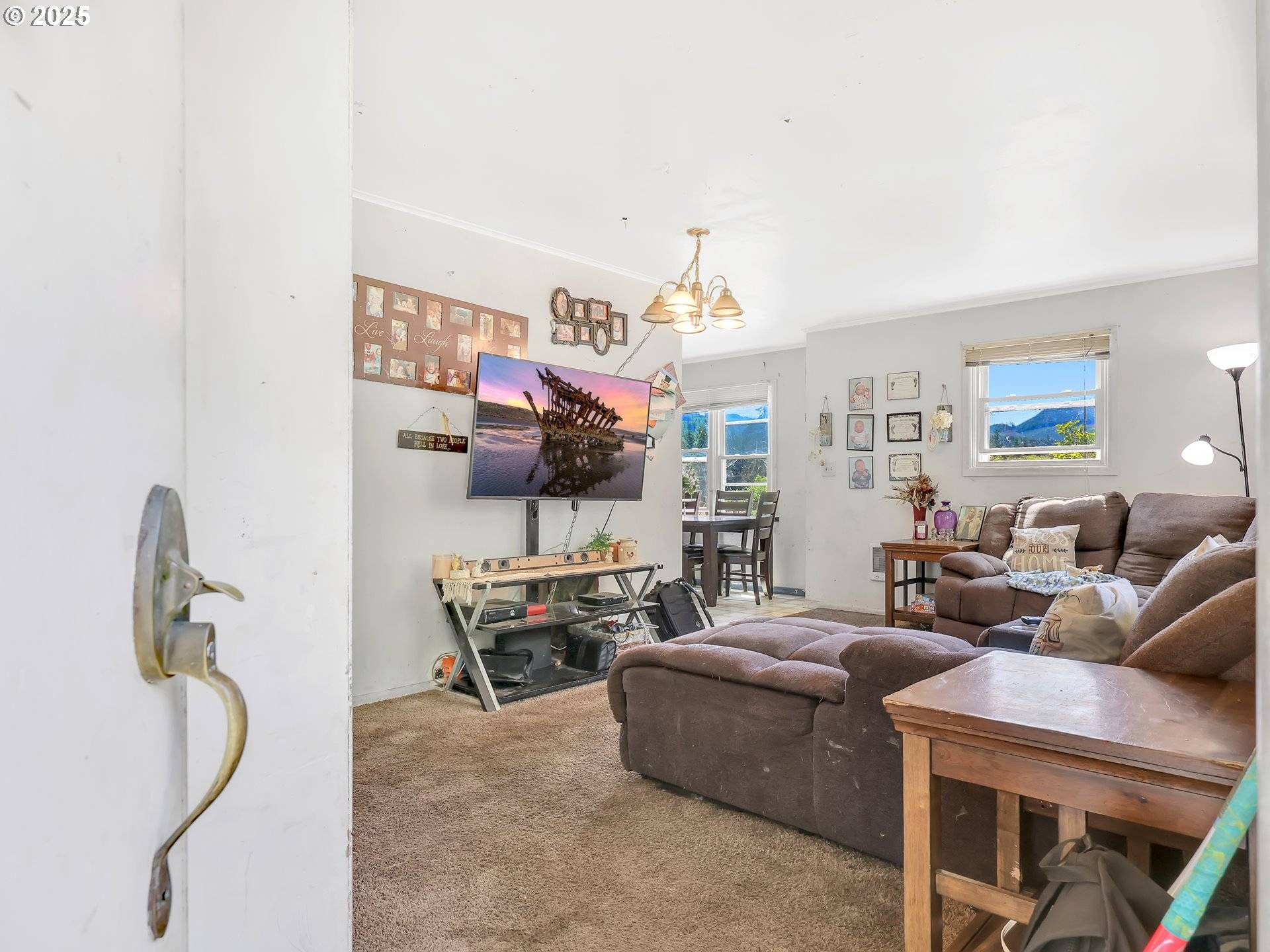 Astoria, OR 97103,43018 HILLCREST LOOP