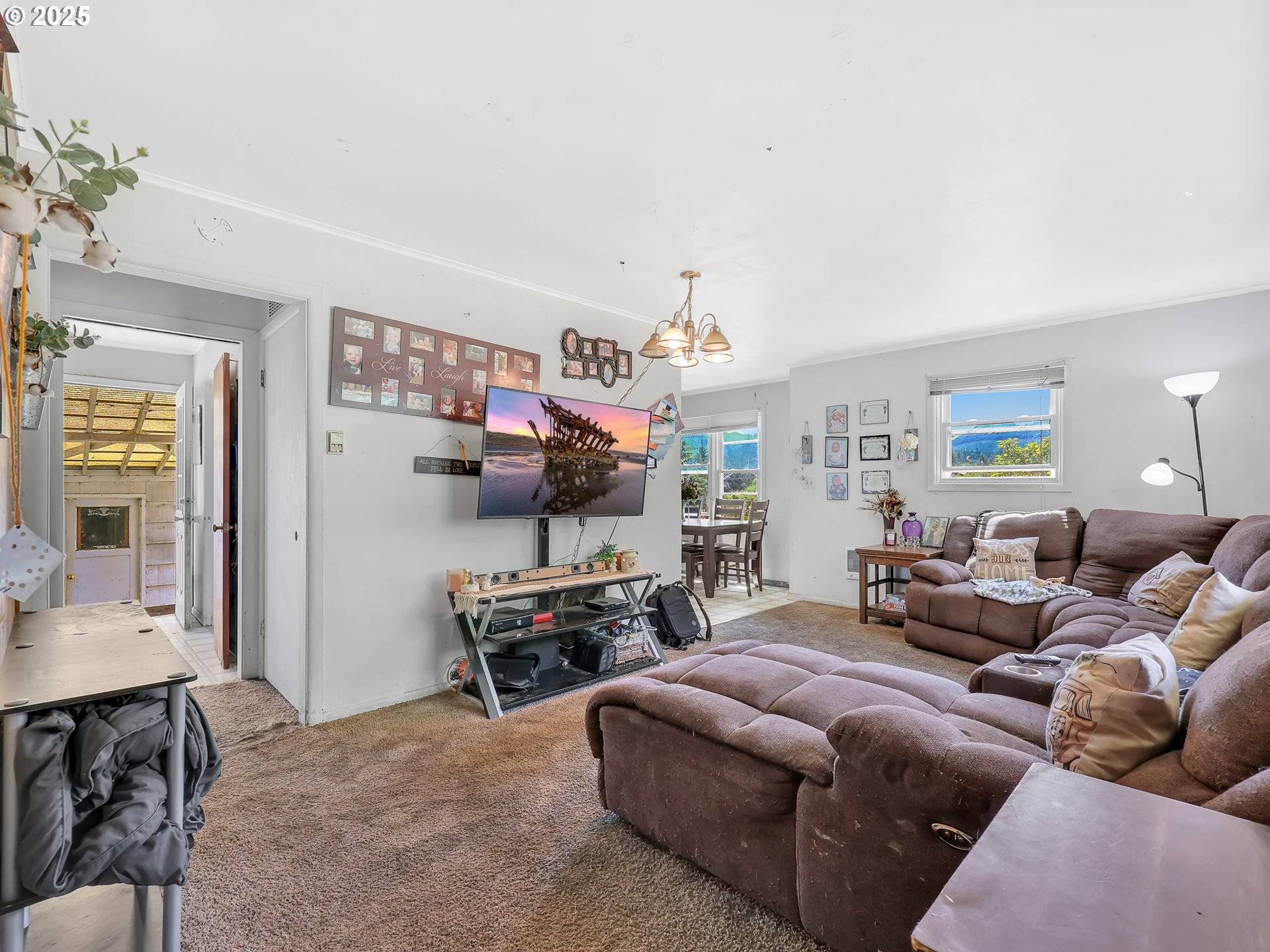 Astoria, OR 97103,43018 HILLCREST LOOP