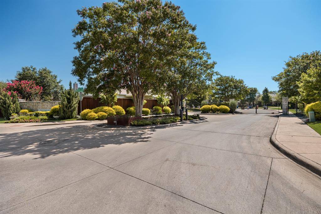 Dallas, TX 75227,2823 Coteau Way