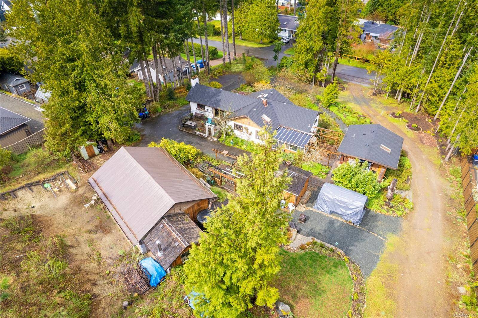 Qualicum Beach, BC V9K 1L3,218 Sunningdale Rd E