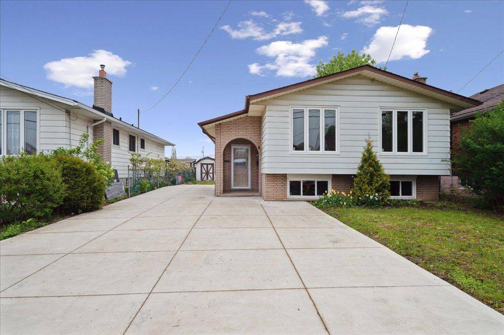 361 Caledon AVE, Hamilton, ON L9C 3E1