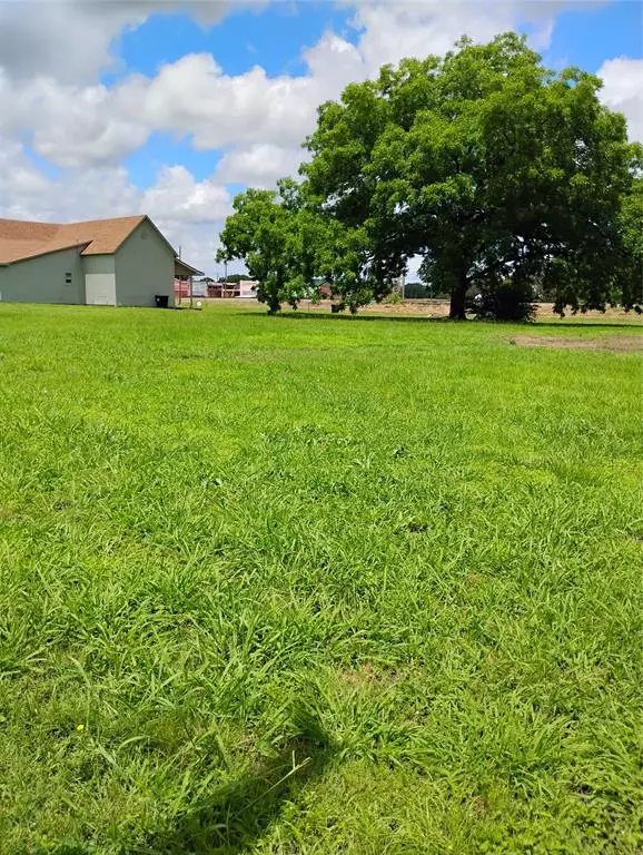 Edgewood, TX 75117,306 SE Front Street
