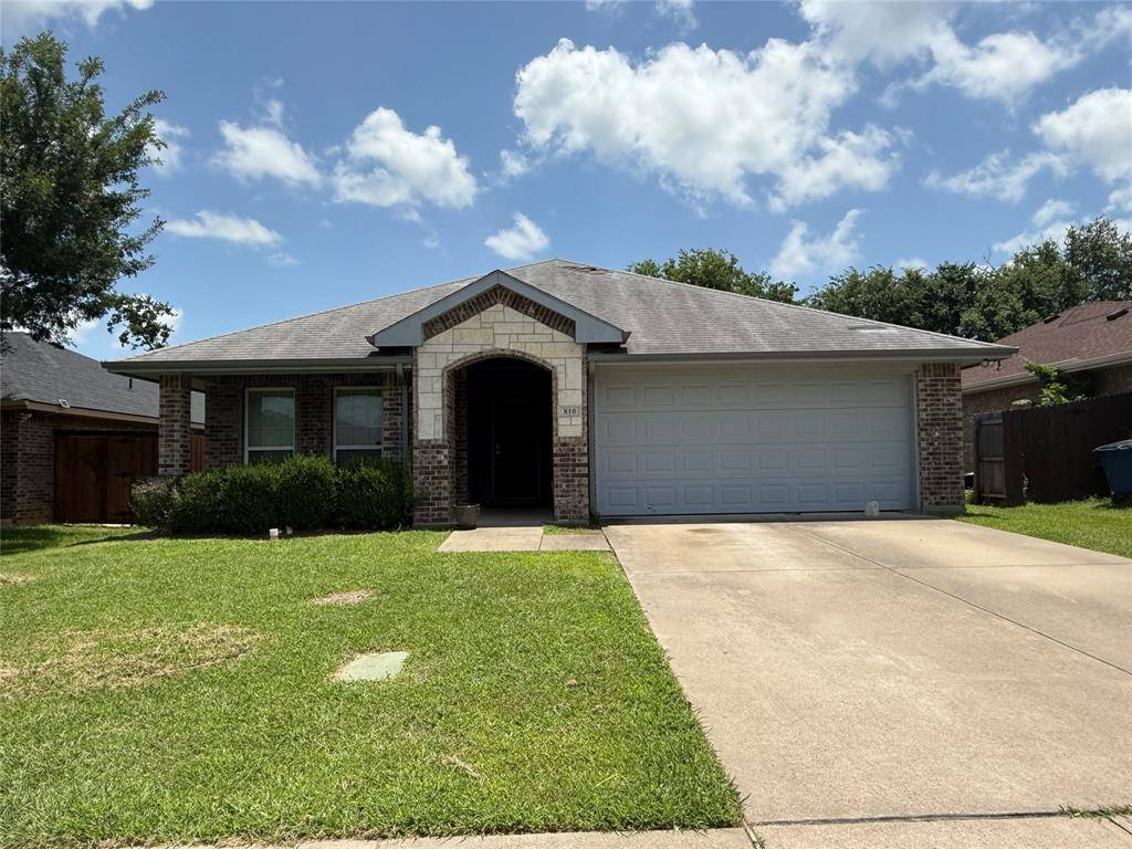 810 Ranch Road, Dallas, TX 75253