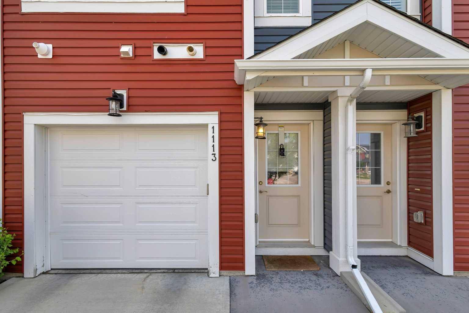 Calgary, AB T3P 0P3,1113 Evansridge Common Northwest
