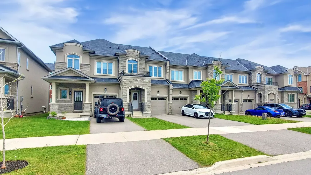 Hamilton, ON L8B 1W4,124 Mosaic DR