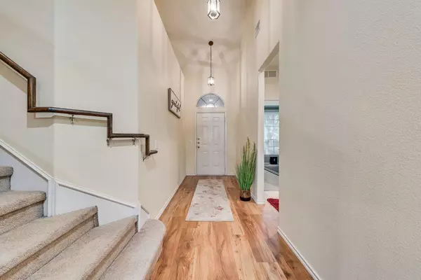 Grand Prairie, TX 75054,2868 S Serrano