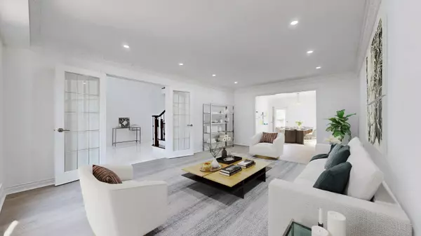 Richmond Hill, ON L4B 1Z2,22 A Waltham CRES