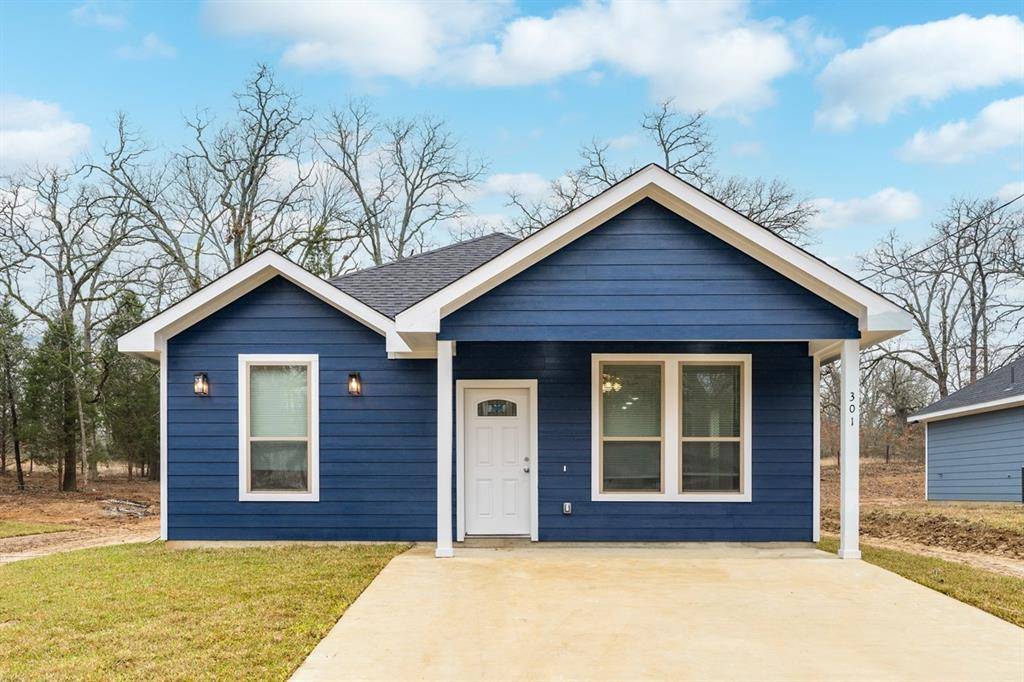 Malakoff, TX 75148,301 Harris Boulevard