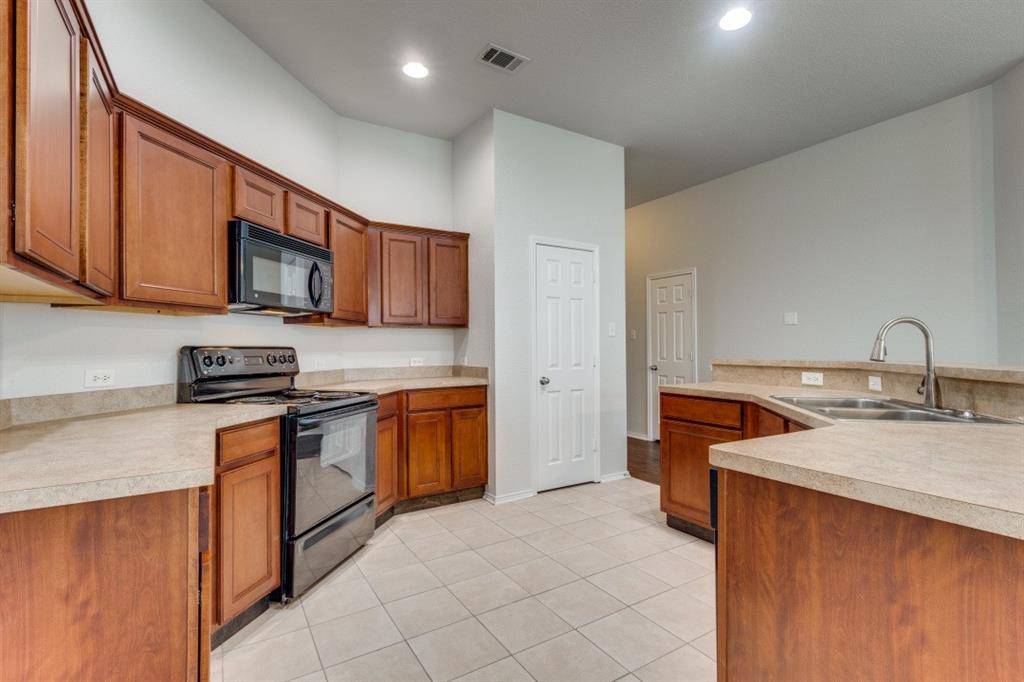 Fort Worth, TX 76262,3820 Denridge Lane