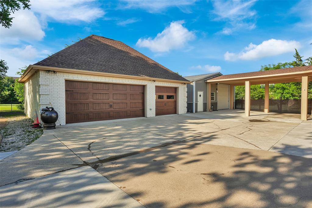 Lucas, TX 75002,1690 Lynn Lane