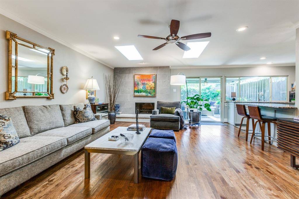 Dallas, TX 75248,6647 Leameadow Drive