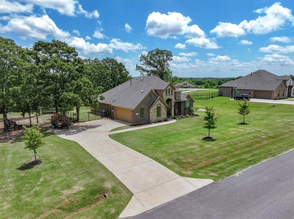 Edgewood, TX 75117,393 Private Road 7017